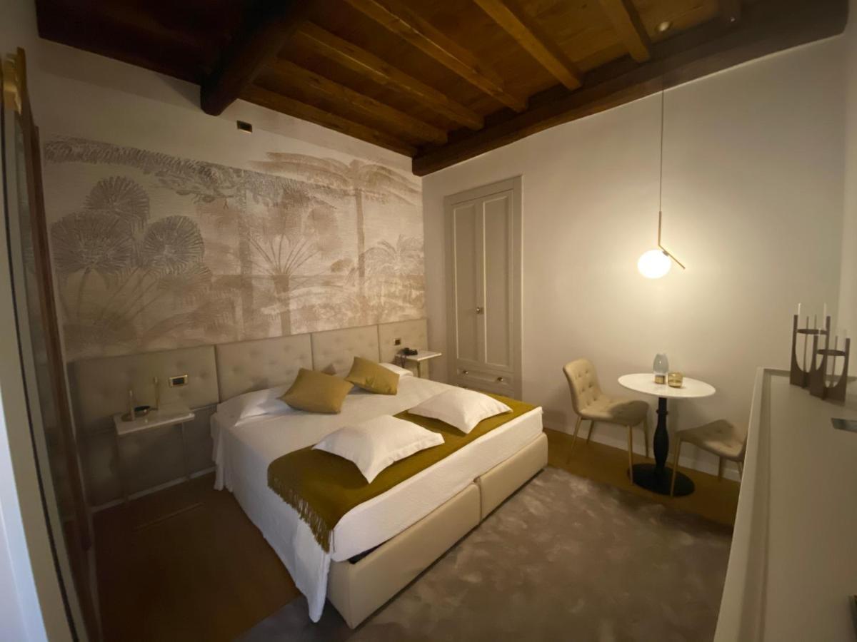 Condotti Rooms Roma Exterior foto